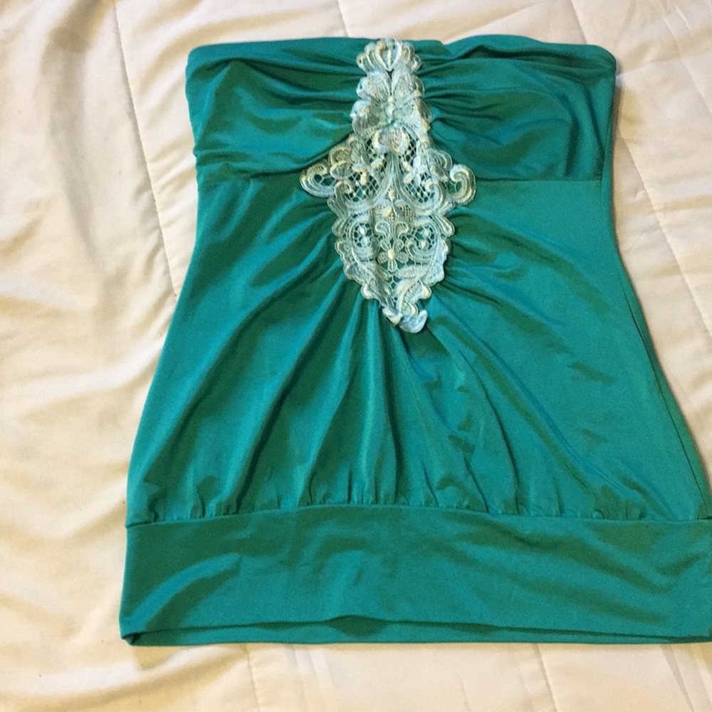 Bebe dress top